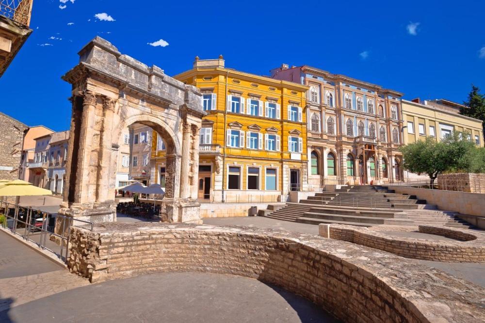 M&A - Pula Luxury Apartment Exterior photo